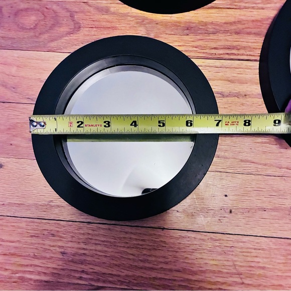 Set of 5 Round Mirror Wall Accents - Picture 3 of 8